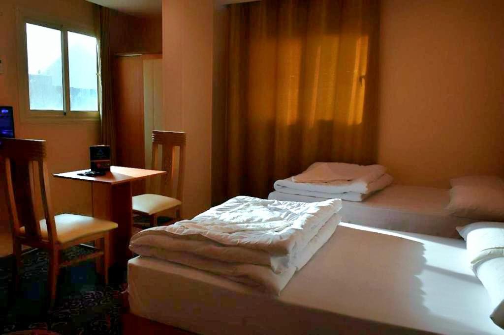 Grand Golden Pyramids View Hotel Kafret el-Gabal Exterior foto
